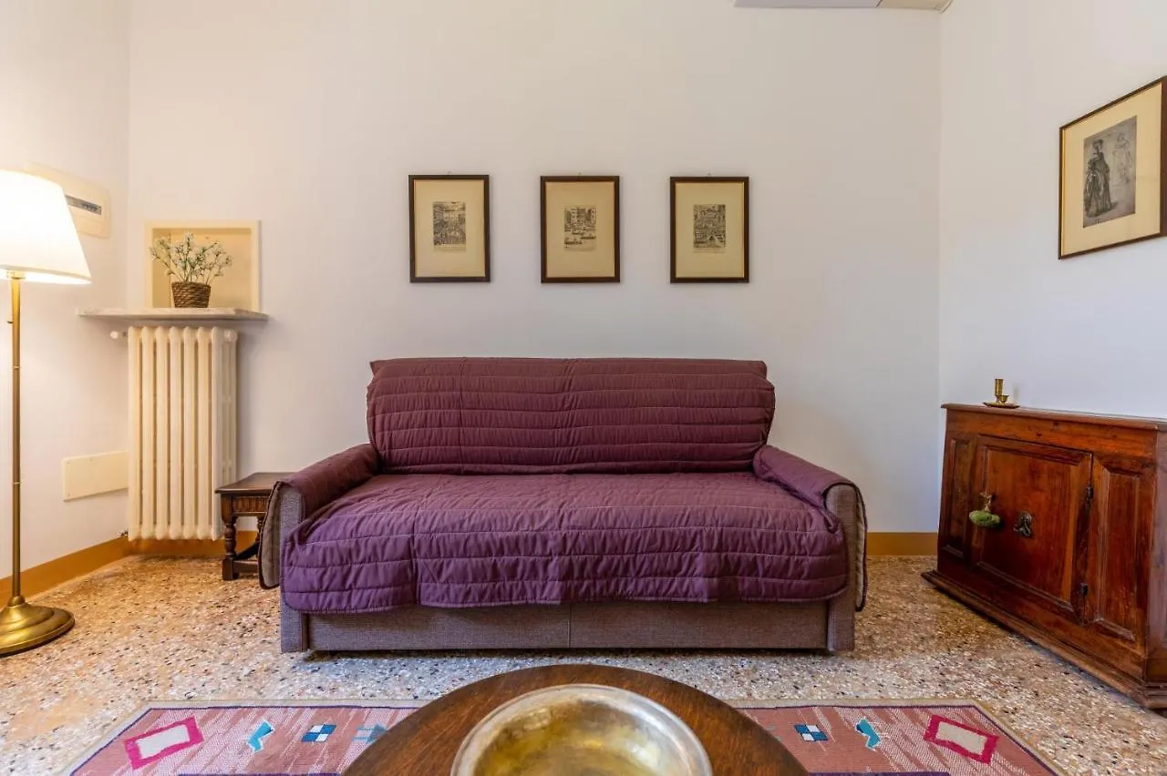 S04-San Pantalon Apartment Venice