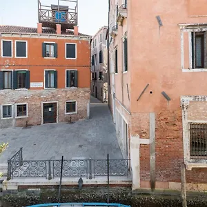 In San Marco With Canal View By Wonderful Italy Apartamento
